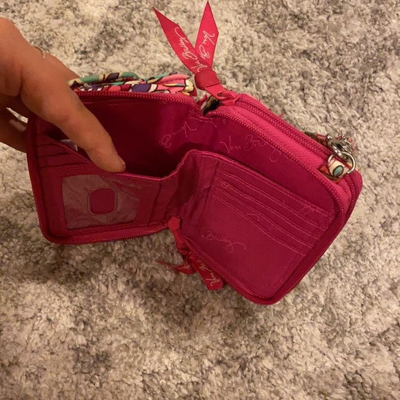 Vera Bradley wristlet/cross body - Picture 6 of 11